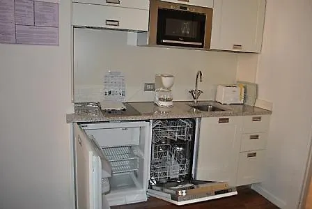 Sleeps 2 Pool Wifi *